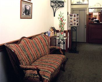 Boutique 16 Praha